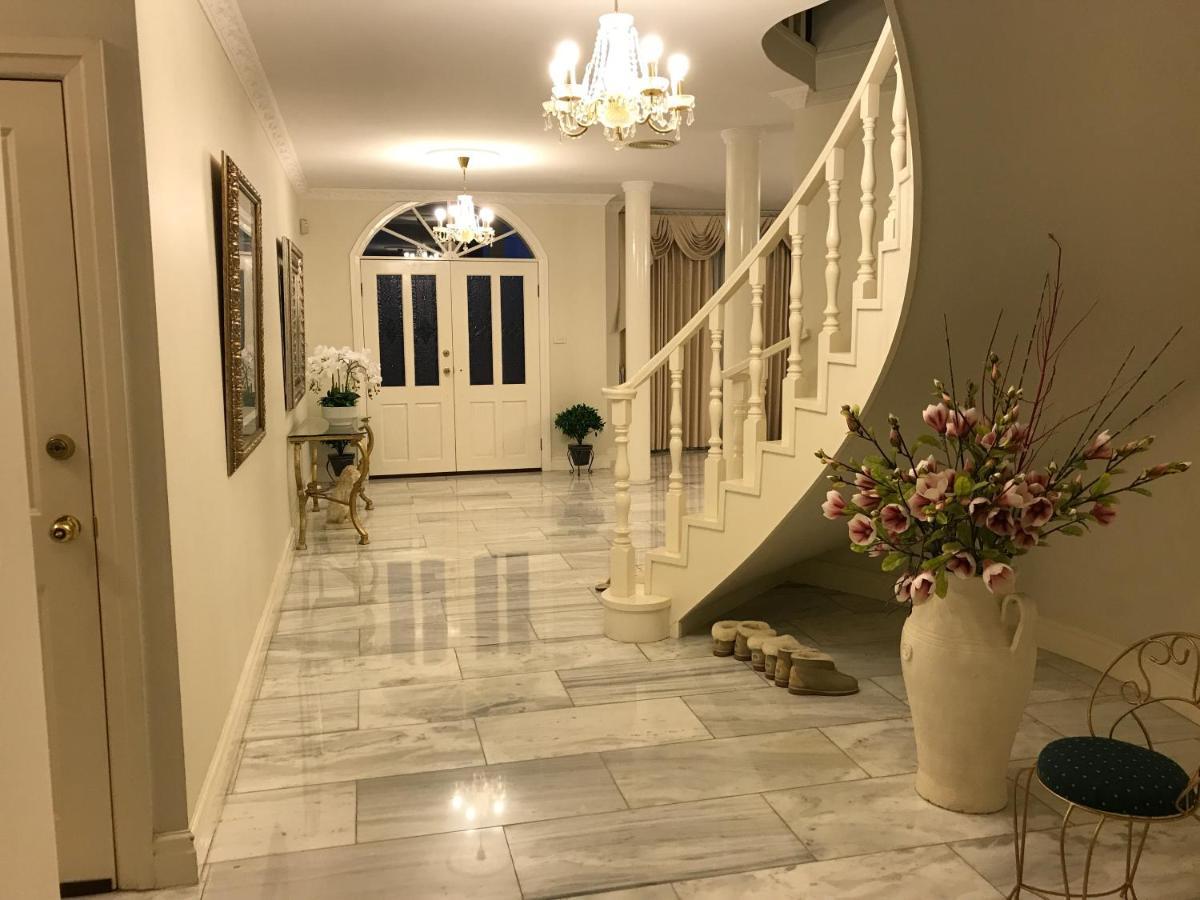 Cosy Private Easy Access To & Airport Homestay *
