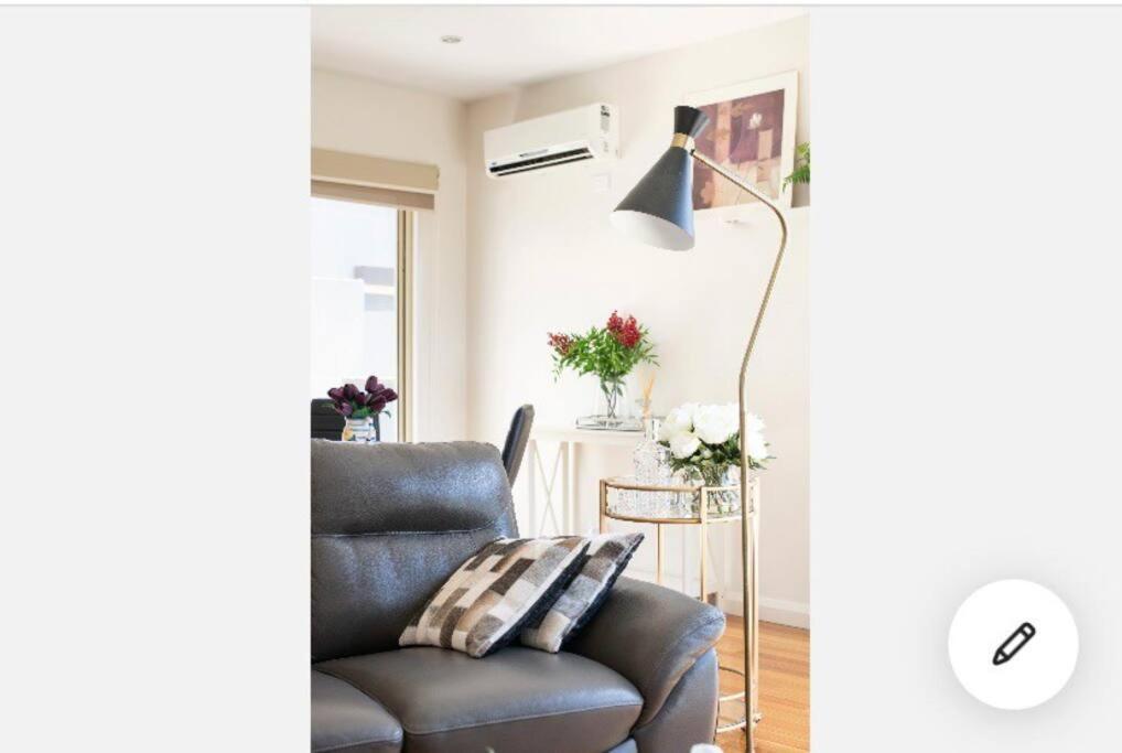 Design/bright/cosy Townhouse Between Airport &city Apartment