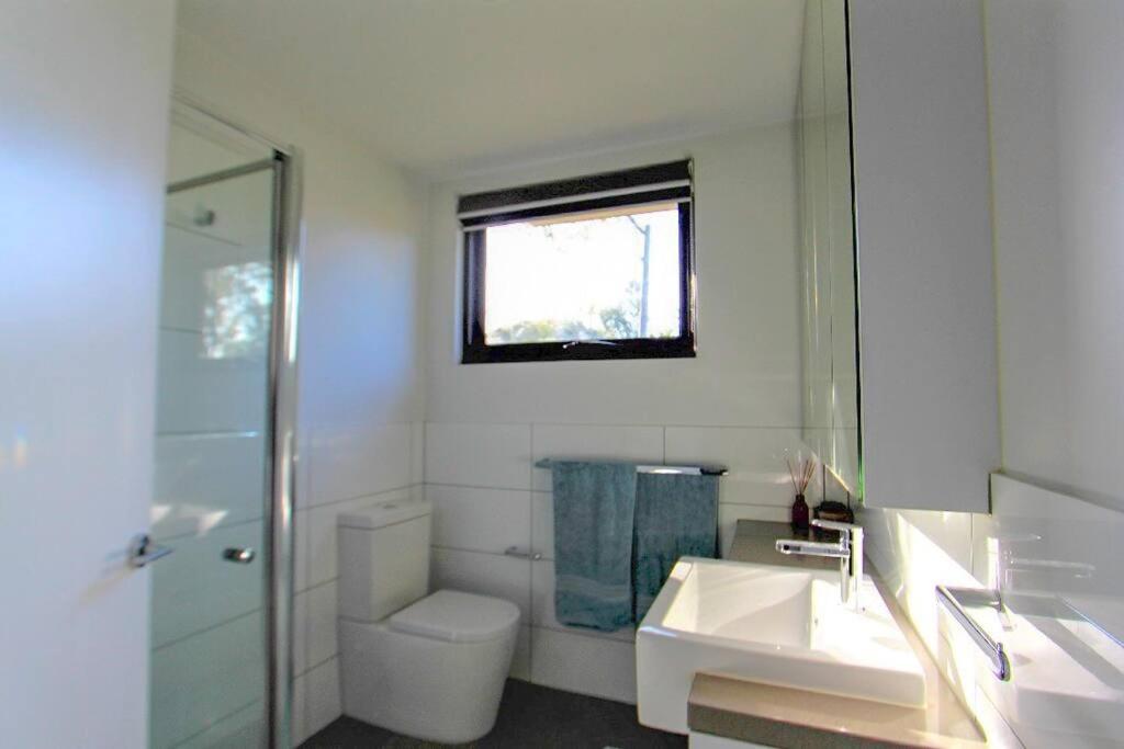 Boutique Heidelberg Heights 2br - G01 Apartment *