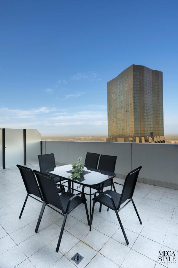 Mega Style Vision Apartment *