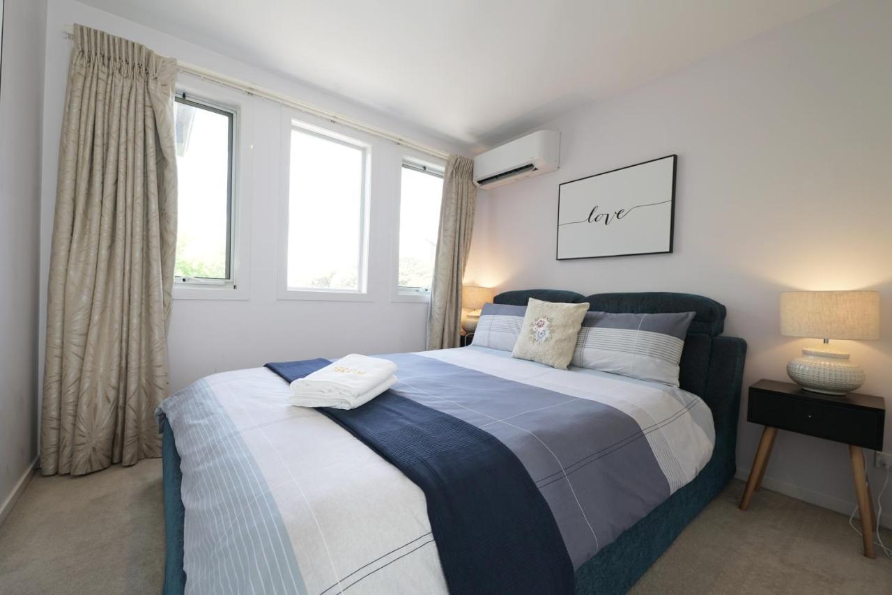 Luxury At Doncaster Villa Melbourne