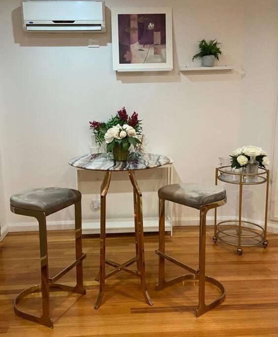 Design/bright/cosy Townhouse Between Airport &city * Melbourne