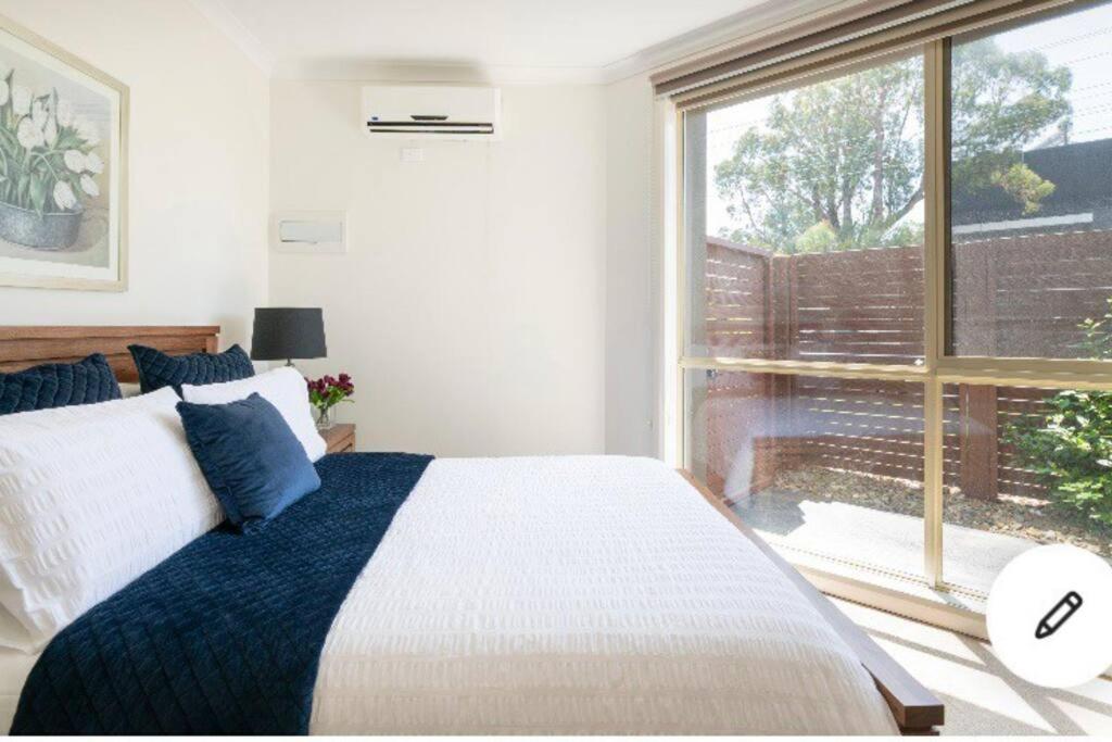 Design/bright/cosy Townhouse Between Airport &city * Melbourne