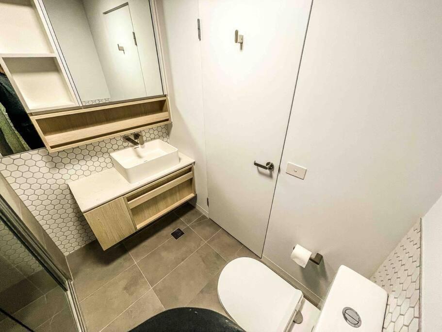 2br Mason Square @ Moonee Ponds * Melbourne