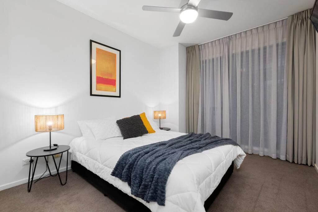 107 Astral Apartment *