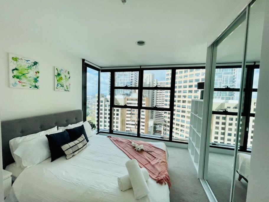 Apartment Cozy Unit Close To Parliament W/amazing Views Melbourne