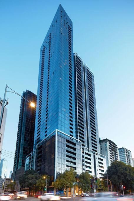 Deluxe 3 Bedroom In Southbank Melbourne