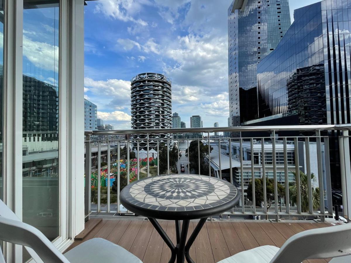 Docklands Luxury Penthouse Right Above The District Docklands Apartment Melbourne