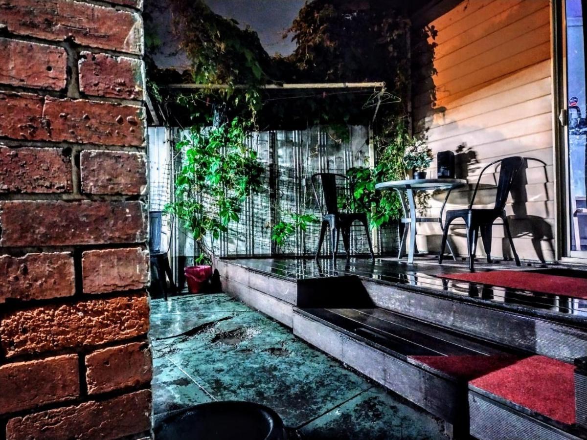 Richmond Private - 151 Hoddle Homestay *