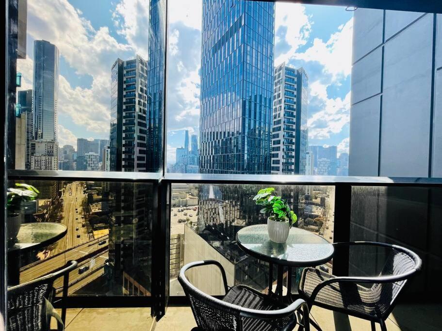 Comfy Unit In Front Of Crown W/ Free Parking Apartment Melbourne