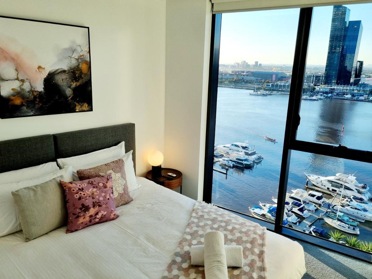 Luxe Waterfront *