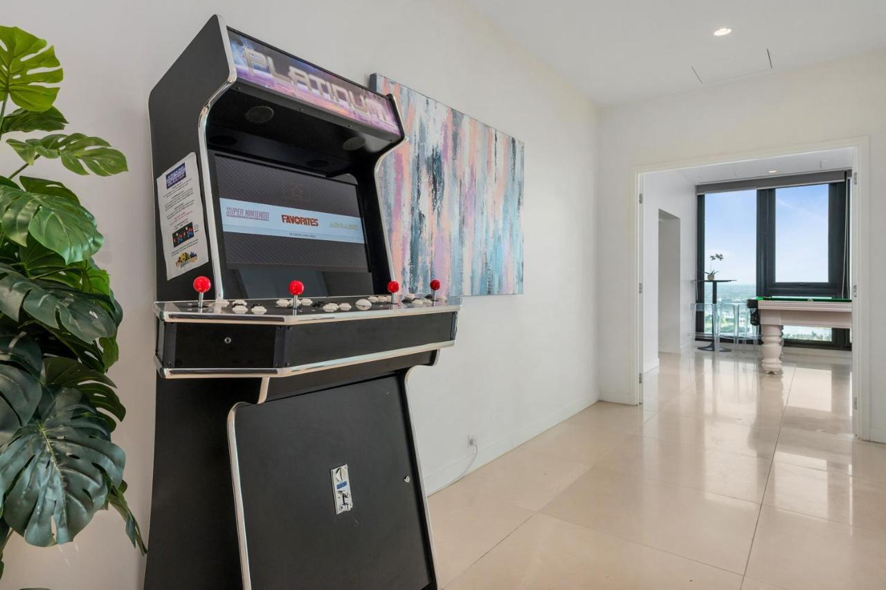 Panoramic Skyview Penthouse Melbourne