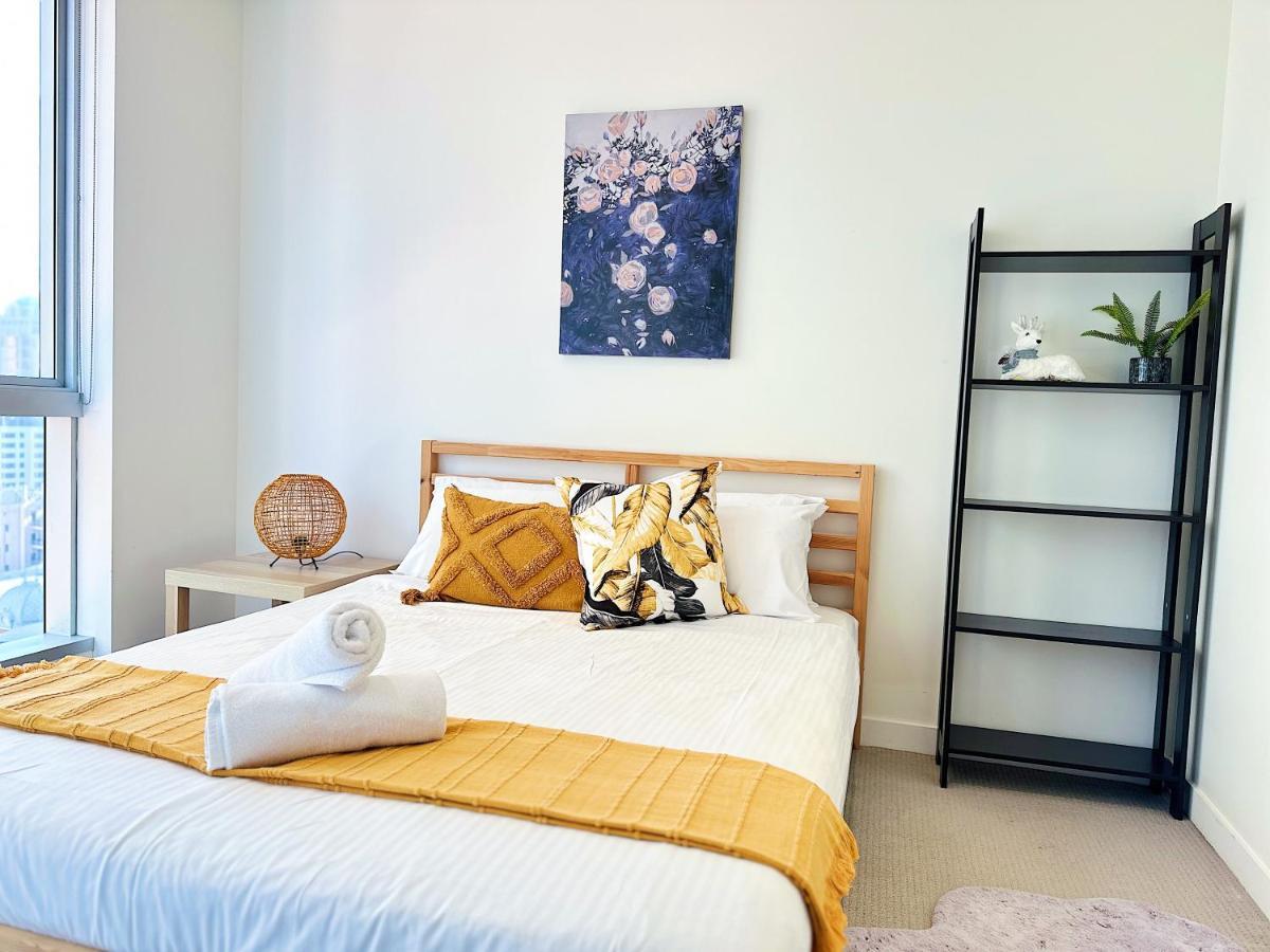 Luxe Qv With Indoor Pool & Gym Melbourne