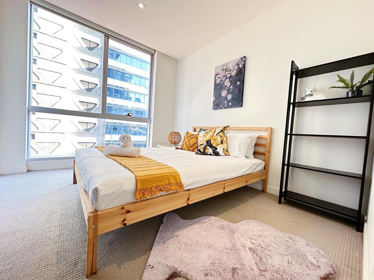 Luxe Qv With Indoor Pool & Gym Melbourne