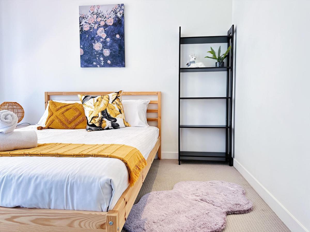 Luxe Qv With Indoor Pool & Gym Melbourne