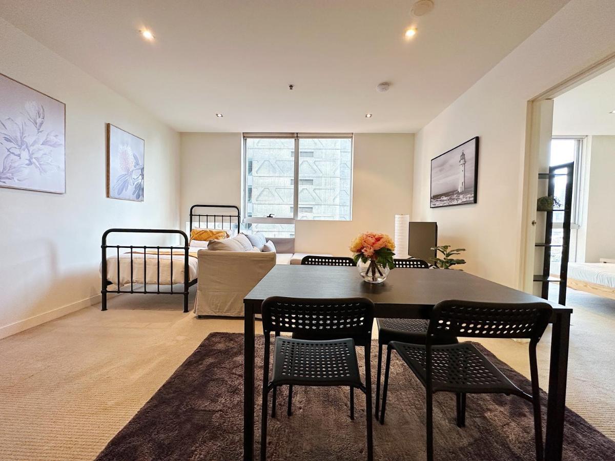 Luxe Qv With Indoor Pool & Gym