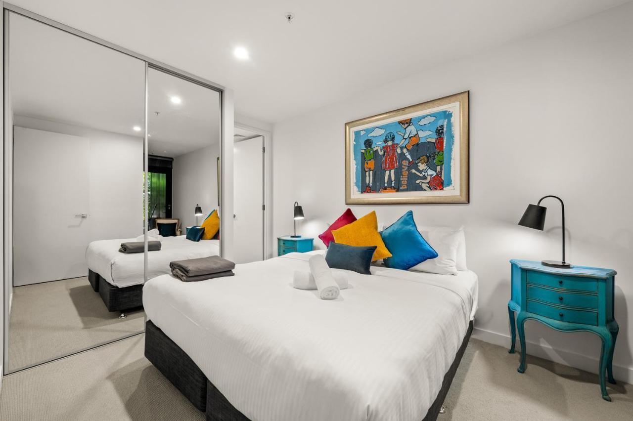 Staycentral - Hawthorn East - Study, 2 Car Spaces Melbourne