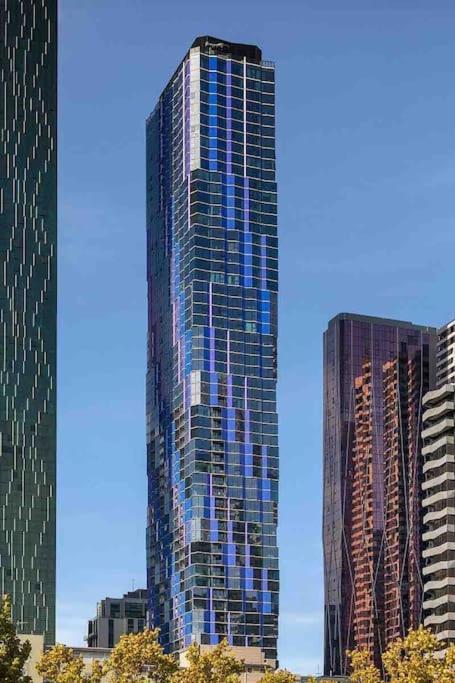 Lighthouse 3 Bedroom In The Heart Of The Cbd * Melbourne