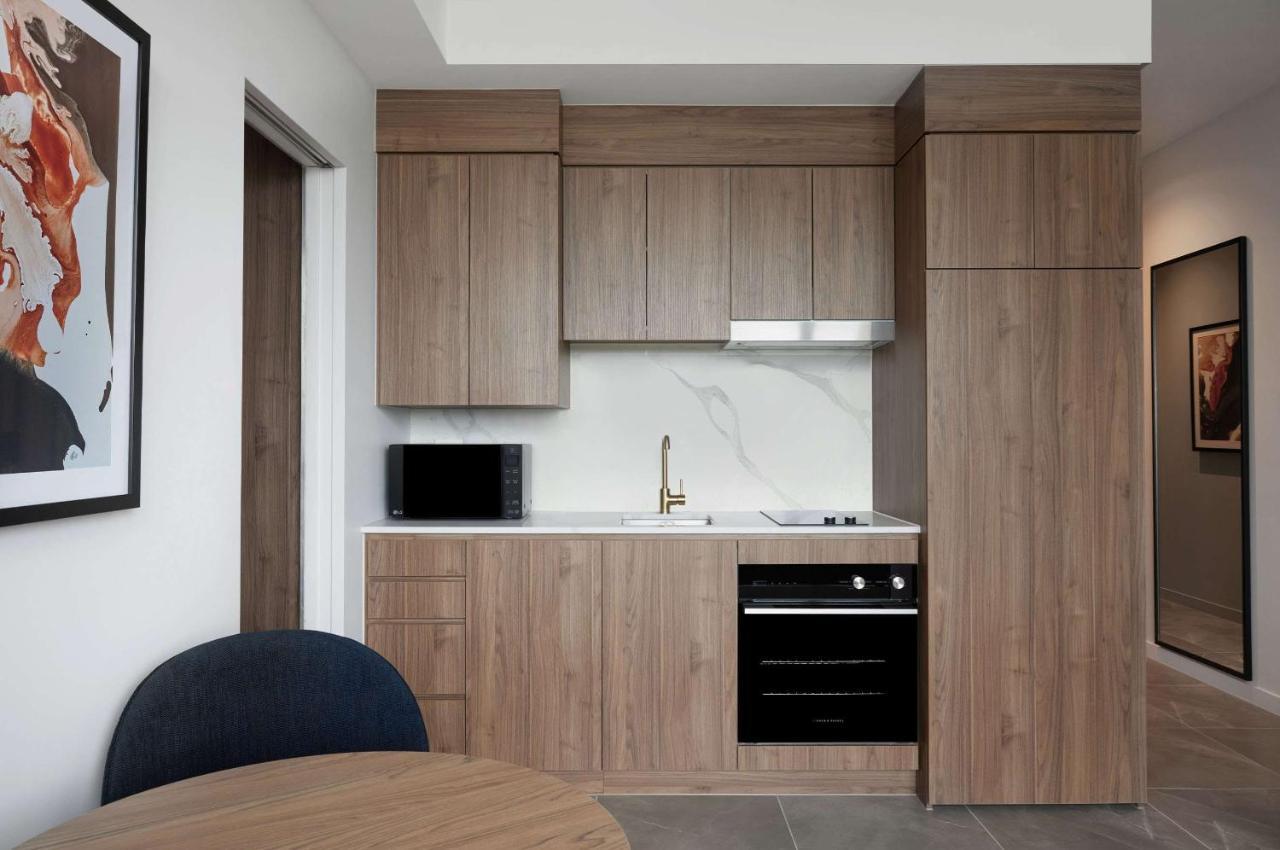 Hotel Adina Melbourne, Pentridge 4*