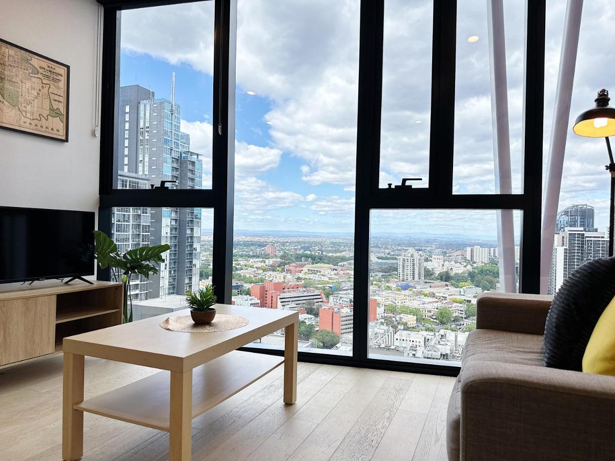 Beautiful Skyview Cbd Highrise 3beds With Carpark Available Apartment Melbourne