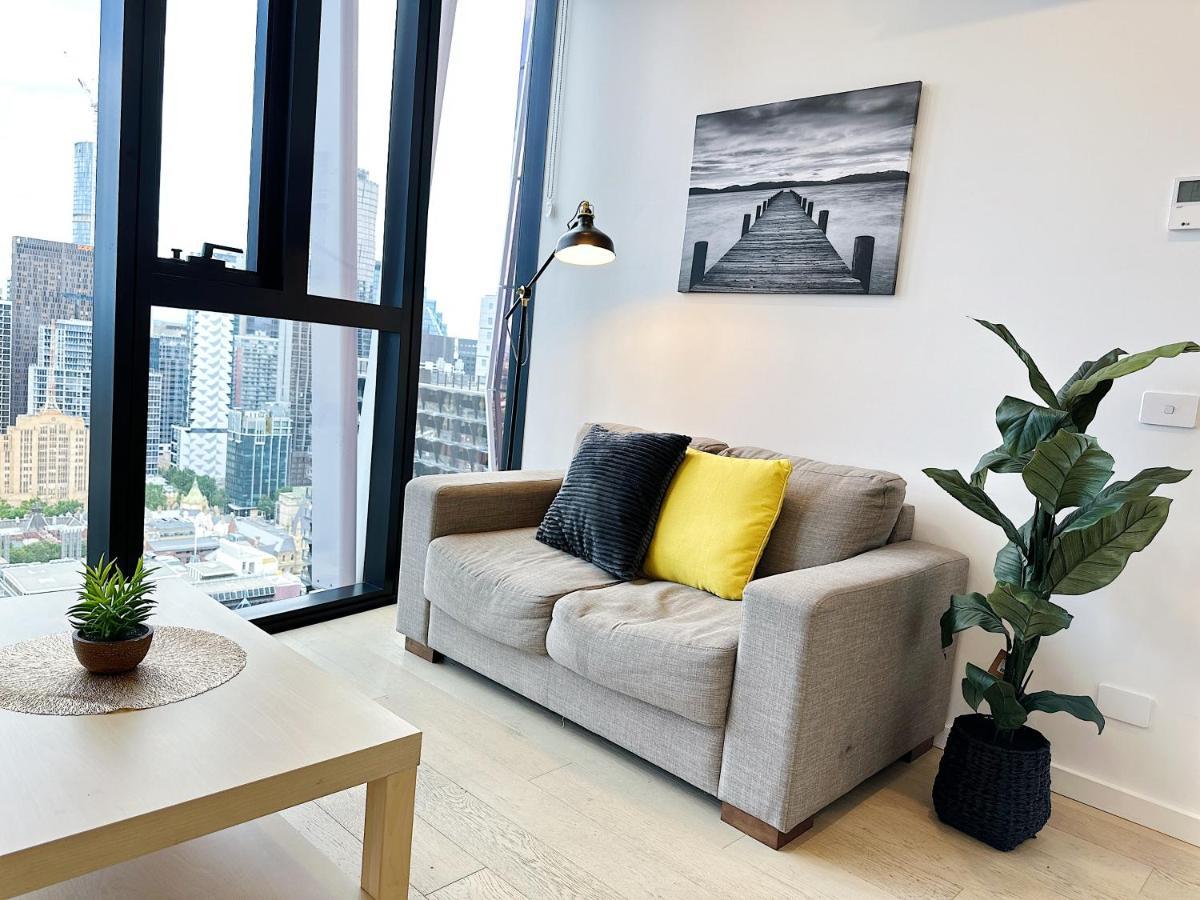 Beautiful Skyview Cbd Highrise 3beds With Carpark Available * Melbourne