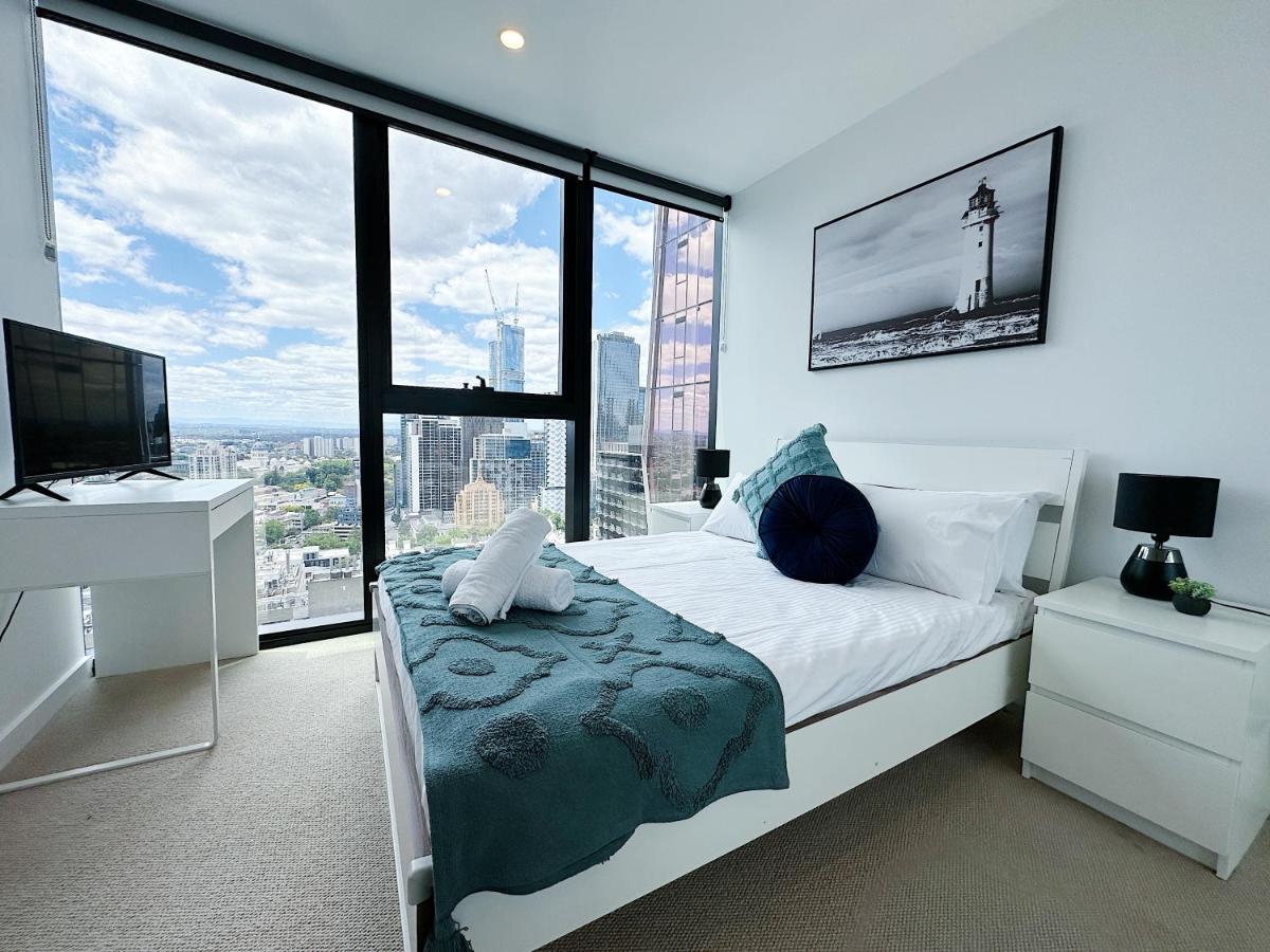 Apartment Beautiful Skyview Cbd Highrise 3beds With Carpark Available