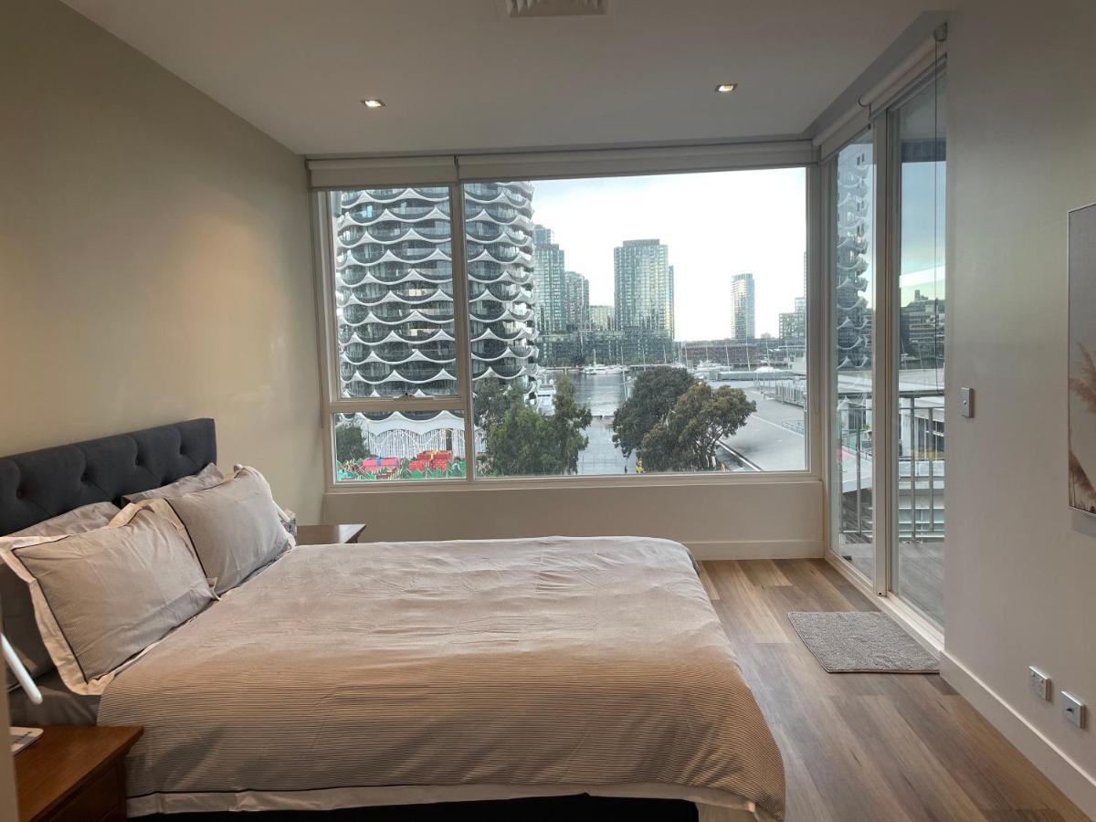 Docklands Luxury Penthouse Right Above The District Docklands Melbourne