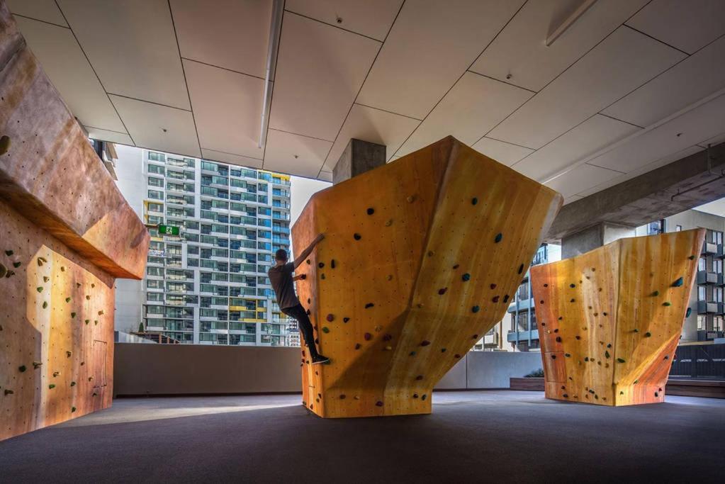 A Cozy 2br Apt Next To Southern Cross Station *