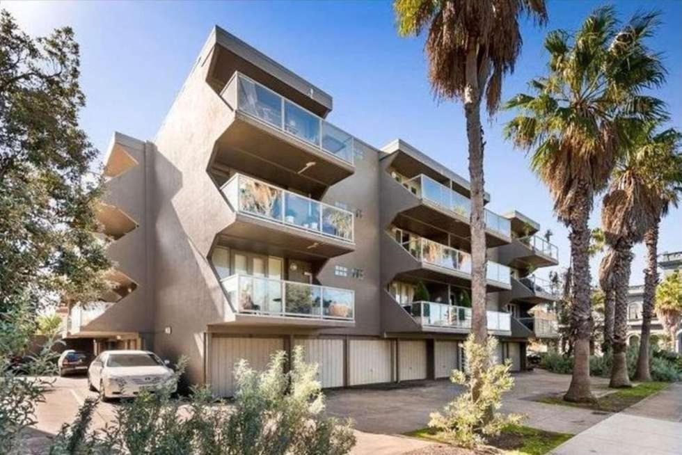 Beachside Harbour Apartment *