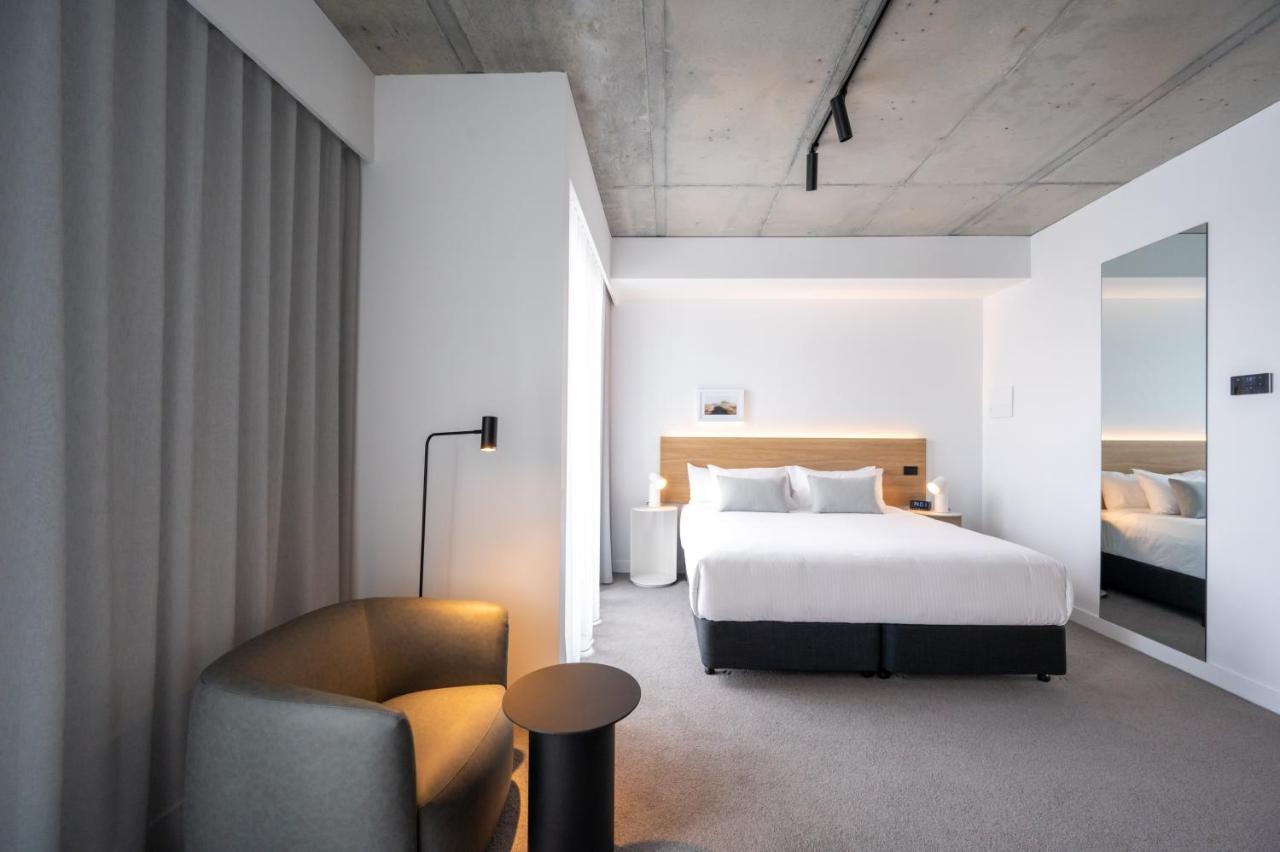 Nesuto Docklands 4*