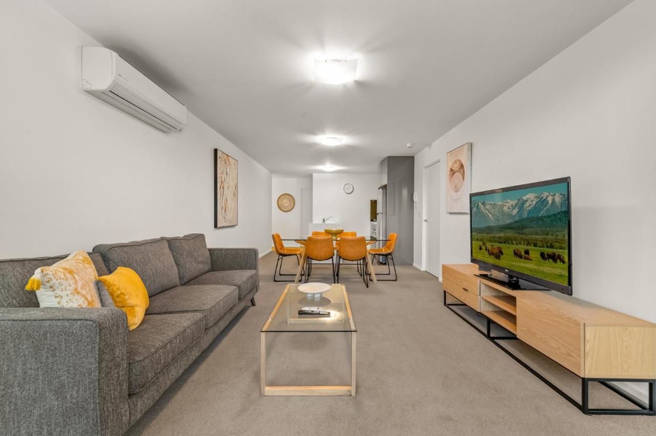 Exclusive - Mainpoint Melbourne