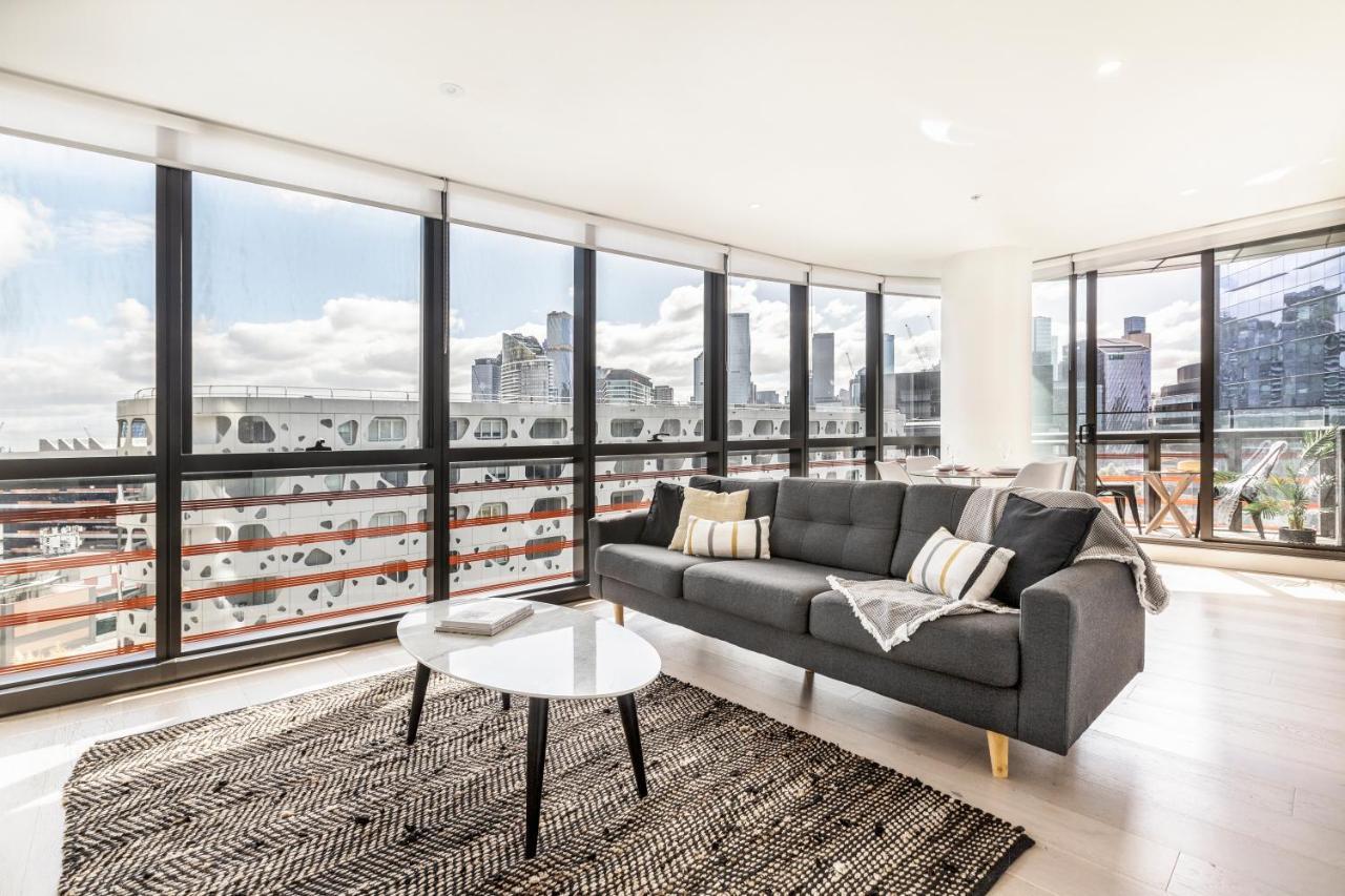 Apartment Kula Docklands Melbourne
