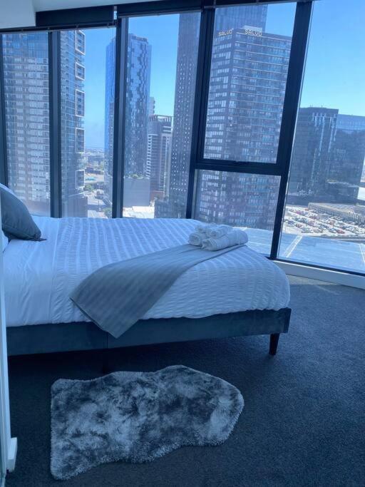 Southbank Serenity 2br, Free Parking, And Wi-fi * Melbourne