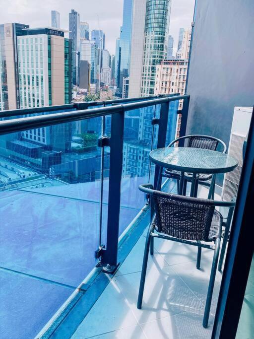 Southbank Serenity 2br, Free Parking, And Wi-fi Melbourne