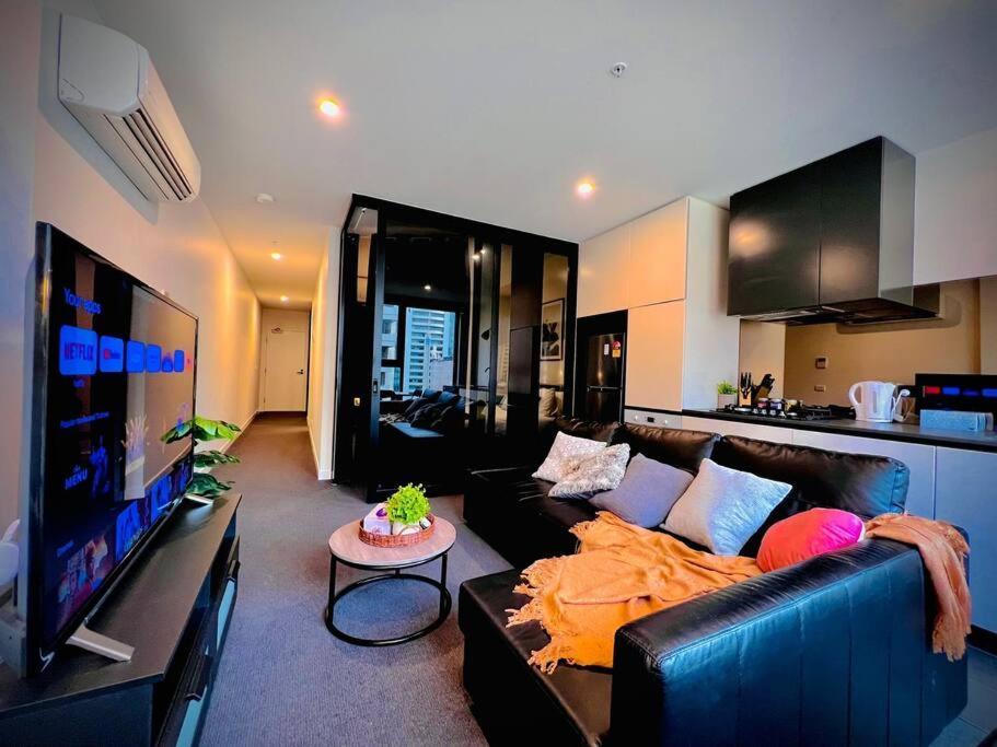 Comfort Living 2 Bedroom In Heart Of Cbd