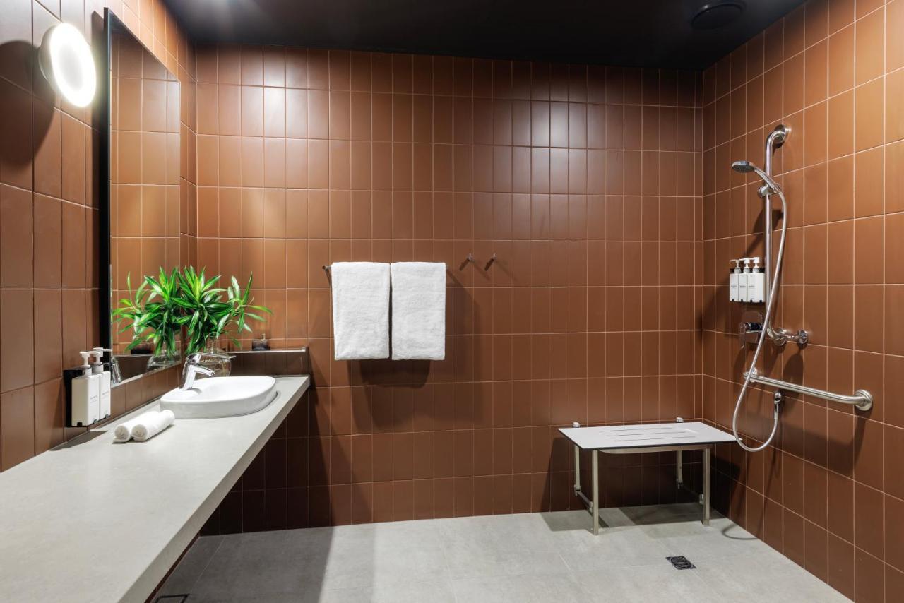 Aparthotel Veriu Queen Victoria Market 4*