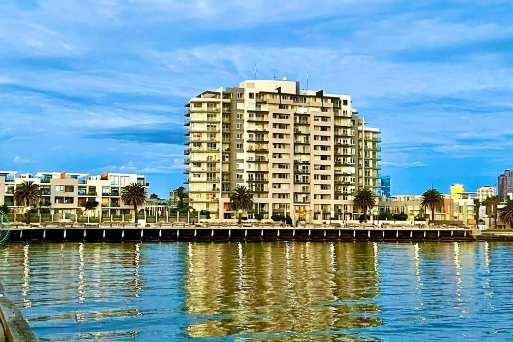 Amzing Ocean View Spacious Three Bedrooms Port * Melbourne