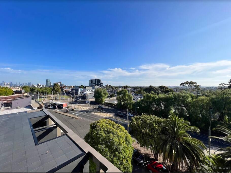 1 Bed In Essendon * Melbourne
