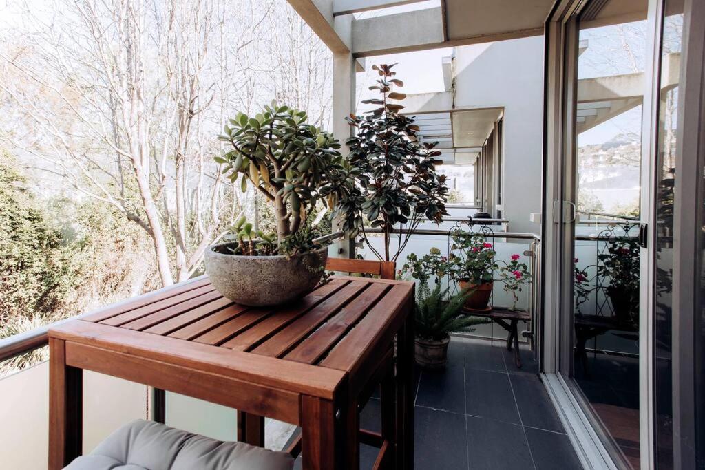 Townhouse Close To Tennis & Mcg With Free Parking