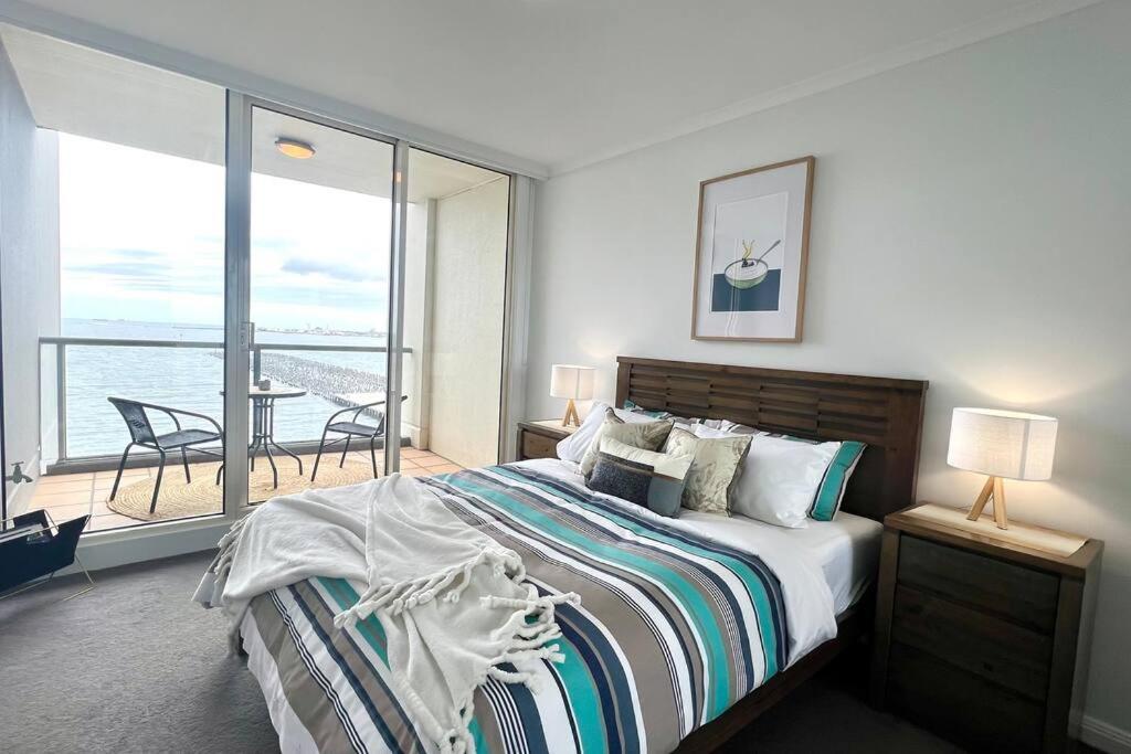 Amzing Ocean View Spacious Three Bedrooms Port *