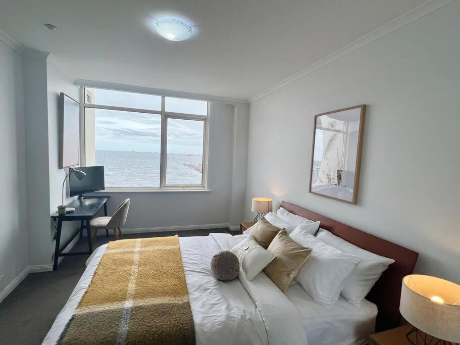 Apartment Amzing Ocean View Spacious Three Bedrooms Port Melbourne