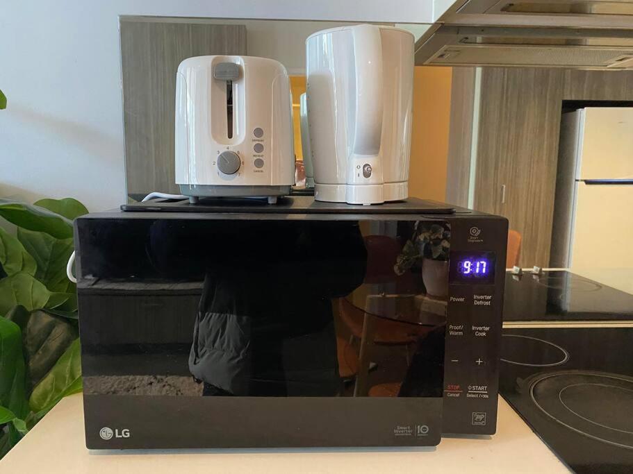 Apartment Beautiful Unit W/ Pool, Gym, Sauna& Free Carpark Melbourne