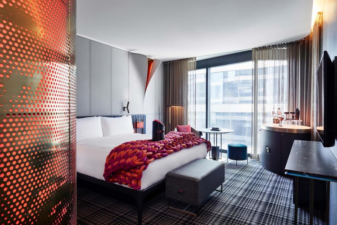 Hotel W