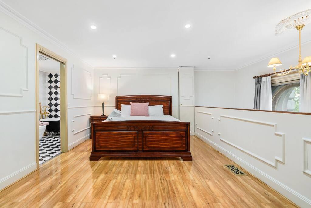 Apartment 3 Beds *free Carpark Melbourne