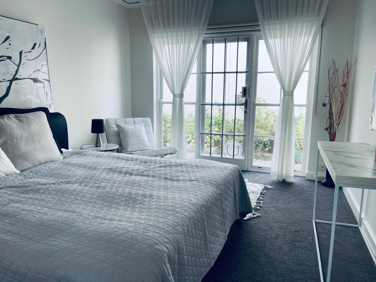 Royal Executive Living Toorak Whitehouse Corporate Estate * Melbourne