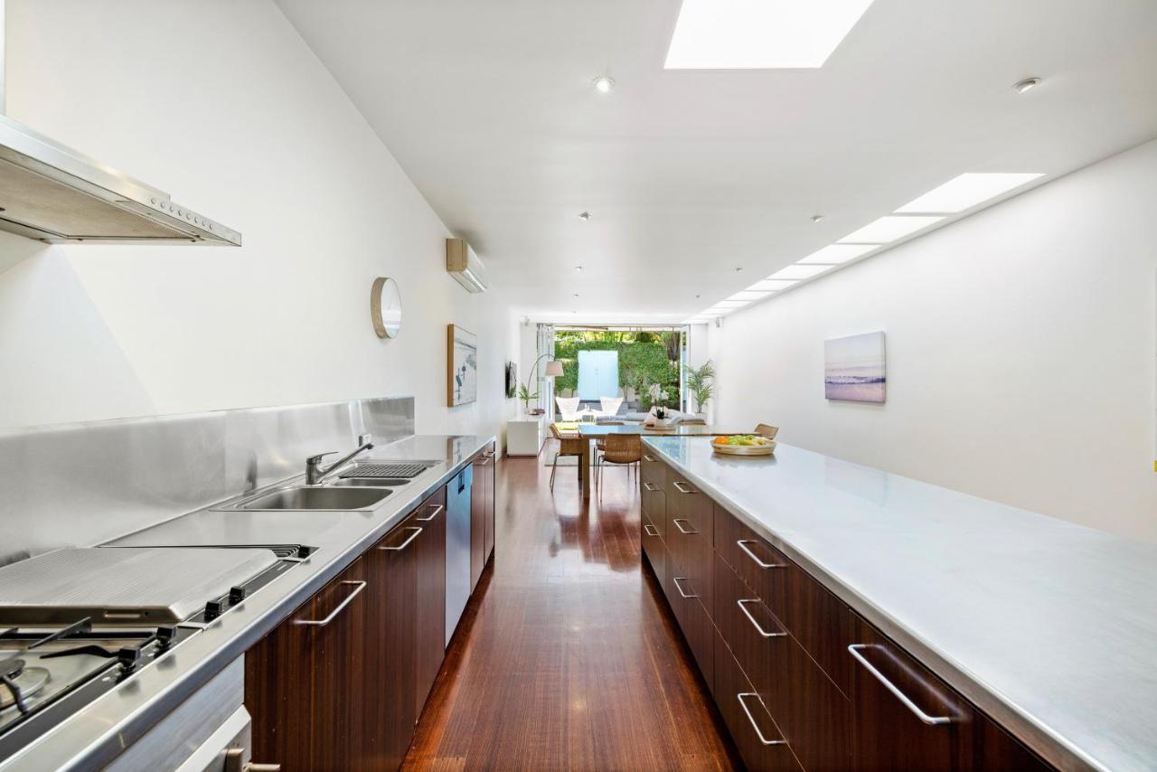 Holiday home St Kilda Style - Stunning 3 Bedroom House Melbourne