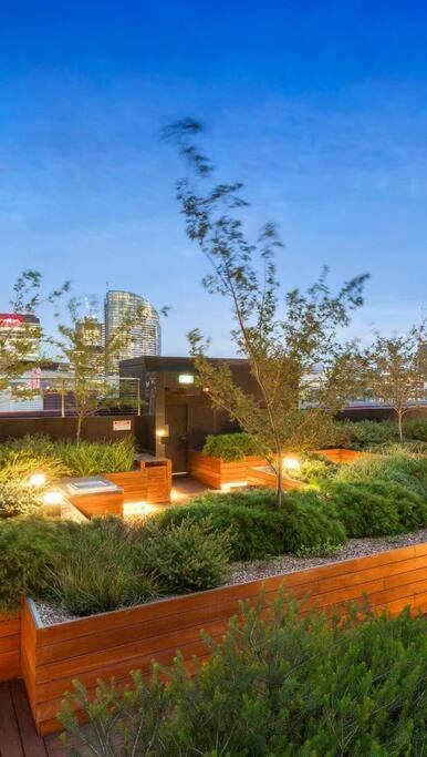Docklands Living At Its Best * Melbourne