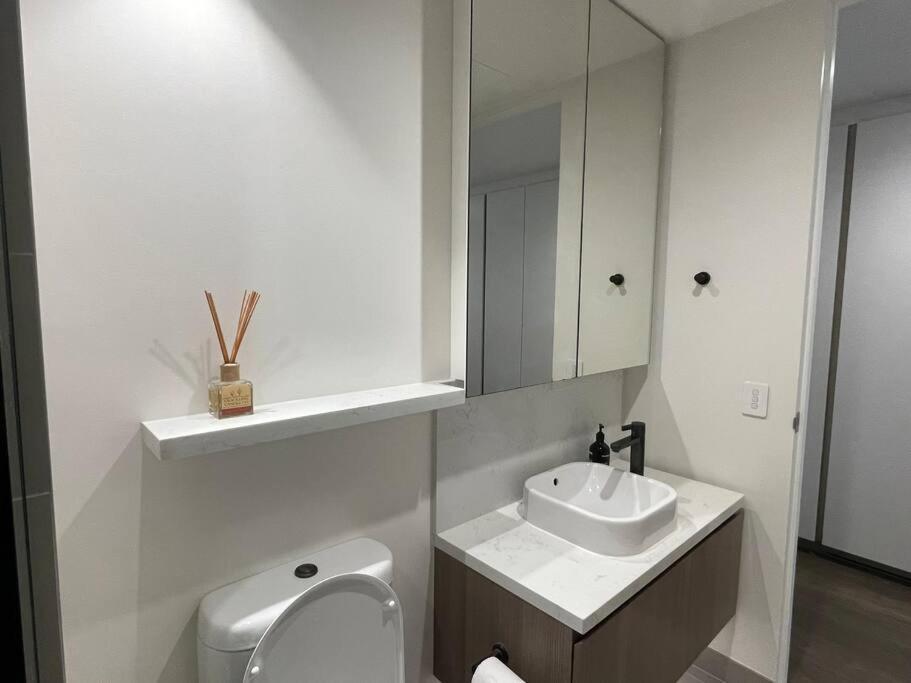 Lovely 1-bedroom In Cbd#1001 Apartment Melbourne