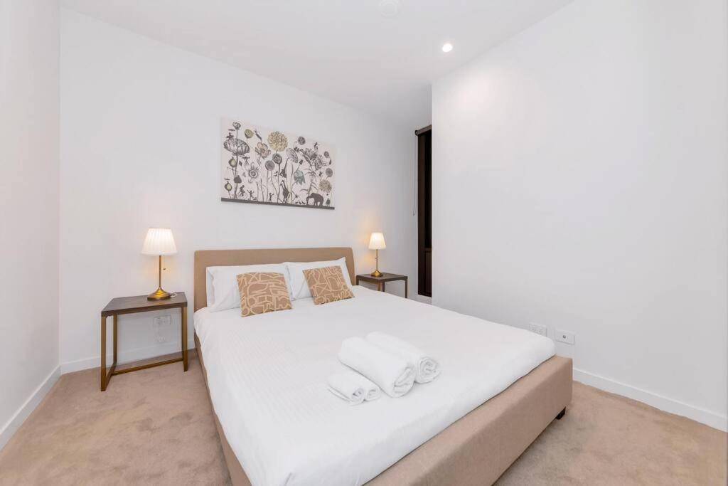 Convenient Location 1 Bedroom In Cbd#2913 *