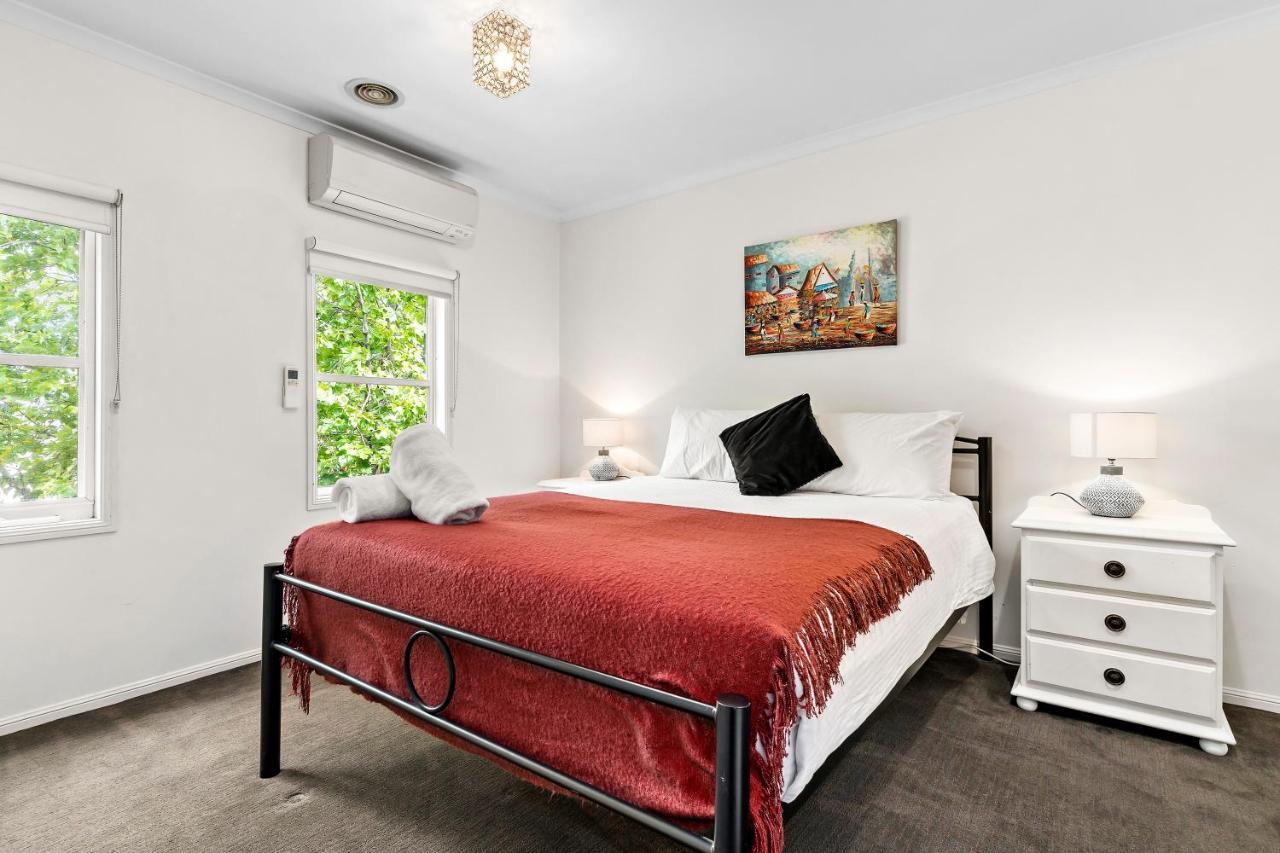 Holiday home Kensington Escape - Balcony, Bbq And Parking Melbourne